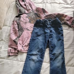 Girl's jeans and hoodie outfit size 7